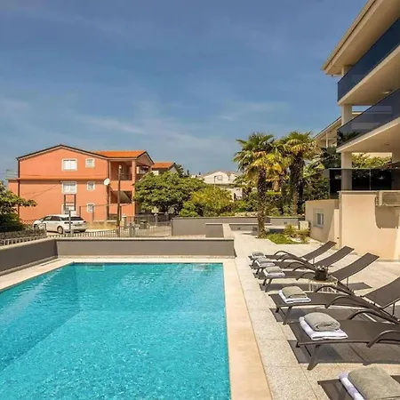 Modern With Swimming Pool And Sea View * Crikvenica
